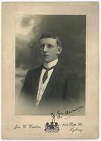 Portrait of Dr James Dawson [ jpg ]