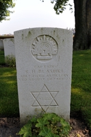 Headstone of Roy Hector BLASHKI, Vlamertinghe New Military Cemetery, Belgium [ jpg ]