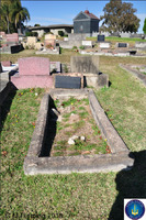 Photo of grave of Rev. Vivian Agincourt Spence Little [ jpg ]