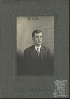 Portrait of Dr William Angwin Edwards [ jpg ]