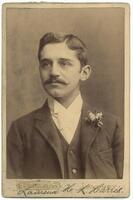 Portrait of Dr Laurence Herschell Levi Harris [ jpg ]