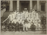 Group photo of hospital staff. Undated. Thought to be Skopje, 1915 [ jpg ]