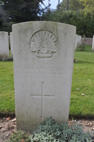 Headstone of Arthur Gardere FERGUSON, Brewery Orchard Cemetery, France [ jpg ]