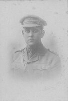 Ewing George Thomson (1888-1946) - Freeman photo, Sydney, ca. 1916.jpg [ scanned_images/EWING George Thomson/ jpg 829657 ]