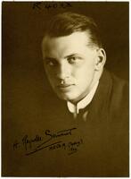 Portrait of Dr Harry Reynolds Scrivener [ jpg ]