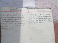 Thomas Mathers' diary entries for 1-2 January 1917. Courtesy: Mathers family [ JPG ]