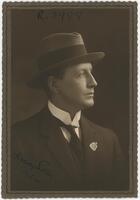 Portrait of Dr Harvey Sutton [ jpg ]